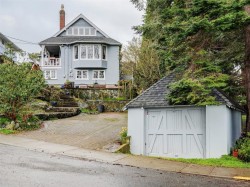 720 Sea Terr  Victoria, BC V9A 3R6