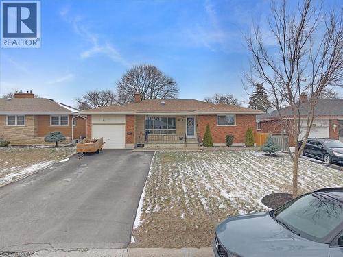 26 WILTSHIRE Drive  Brantford, ON N3R 5A9