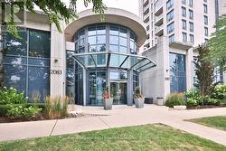1514 - 2083 LAKE SHORE BOULEVARD W Toronto, ON M8V 4G2