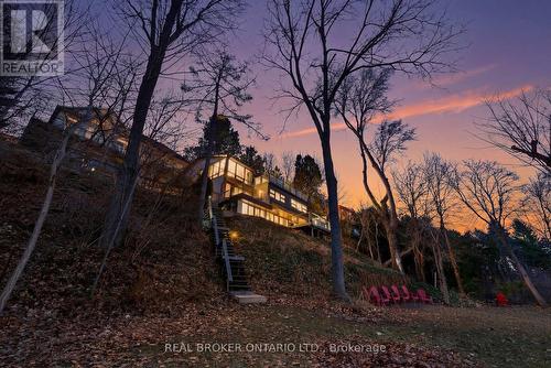 868 Danforth Place, Burlington, ON - Outdoor With View