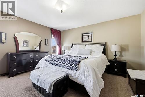 2451 Linner Bay, Regina, SK - Indoor Photo Showing Bedroom