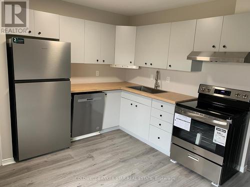 Kitchen with 3 Appliances included - 27 Steele Street, St. Thomas, ON - Indoor Photo Showing Kitchen With Stainless Steel Kitchen