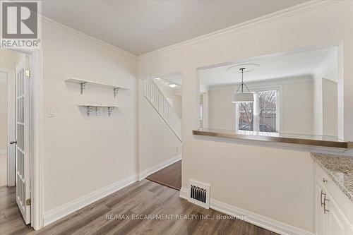 370 Paling Avenue, Hamilton, ON - Indoor
