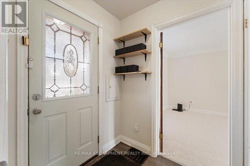 370 Paling Avenue, Hamilton, ON - Indoor Photo Showing Other Room