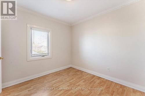370 Paling Avenue, Hamilton, ON - Indoor Photo Showing Other Room
