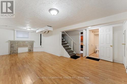 370 Paling Avenue, Hamilton, ON - Indoor