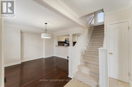 370 Paling Avenue, Hamilton, ON - Indoor Photo Showing Other Room