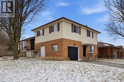 235 ELLIOTT Street  Cambridge, ON N1R 2L2