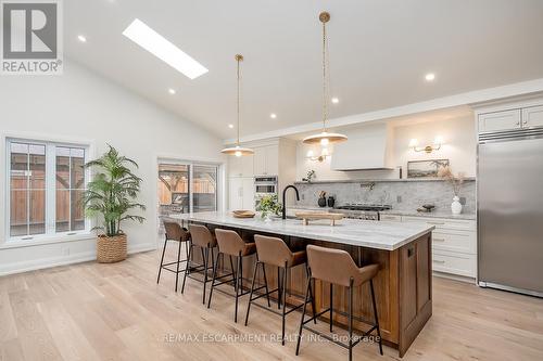 251 Glen Afton Drive, Burlington, ON - Indoor Photo Showing Other Room