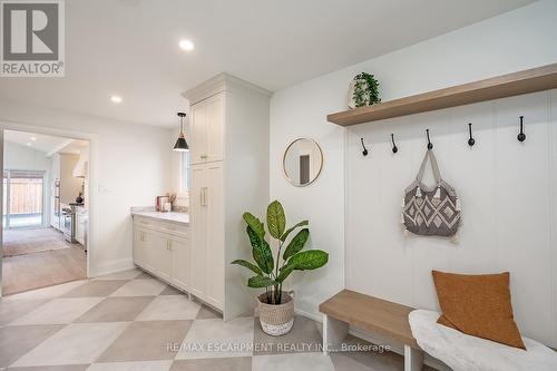 251 Glen Afton Drive, Burlington, ON - Indoor Photo Showing Other Room