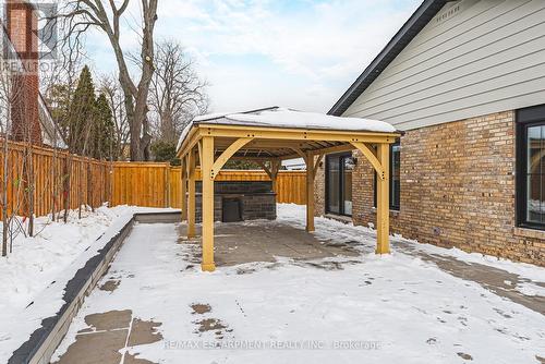 251 Glen Afton Drive, Burlington, ON - Outdoor