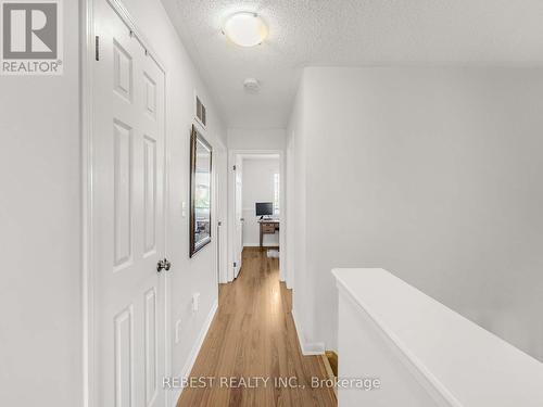 4057 Donnic Drive, Burlington, ON - Indoor Photo Showing Other Room