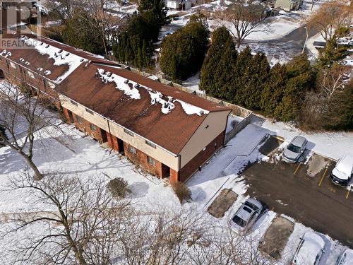 41 - 25 GARROW DRIVE  Hamilton (Gilkson), ON L9C 2X2