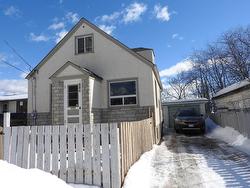 286 LESLIE Avenue  Thunder Bay, ON P7A 1W6