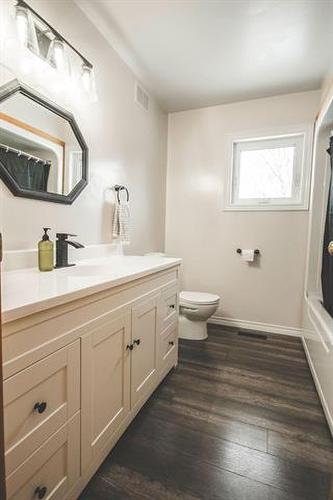 10 Douglas Dr, Alexander, MB 