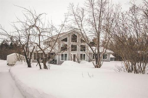 10 Douglas Dr, Alexander, MB 