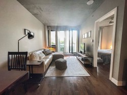 562-1414 Rue Chomedey  Montréal (Ville-Marie), QC H3H 0A2