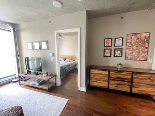 Living Room - 562-1414 Rue Chomedey, Montréal (Ville-Marie), QC - Indoor