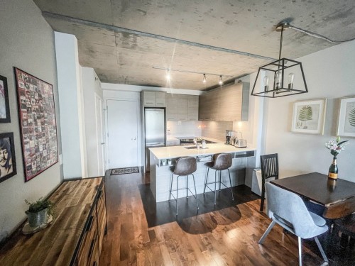 Dining Room - 562-1414 Rue Chomedey, Montréal (Ville-Marie), QC - Indoor Photo Showing Dining Room