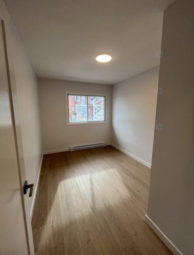 Chambre à coucher - 7970  - 7972 Rue Sagard, Montréal (Villeray/Saint-Michel/Parc-Extension), QC - Indoor Photo Showing Other Room