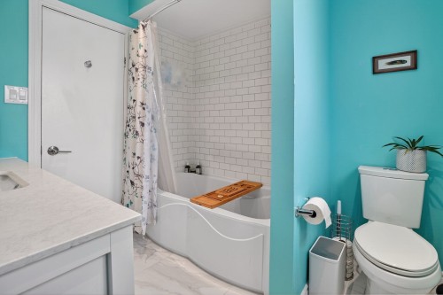 Salle de bains - 1745 Rue Socrate, Brossard, QC - Indoor Photo Showing Bathroom