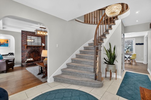 Hall d'entrée/Vestibule - 1745 Rue Socrate, Brossard, QC - Indoor Photo Showing Other Room