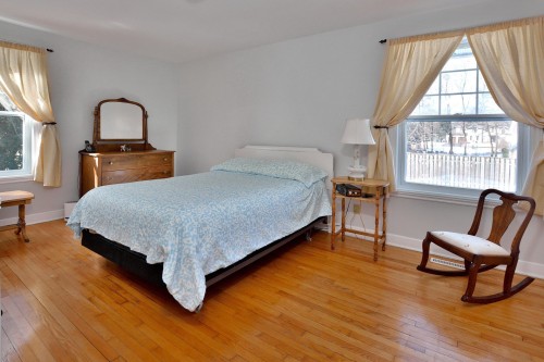 Chambre à coucher - 693 Rue Victoria, Baie-D'Urfé, QC - Indoor Photo Showing Bedroom