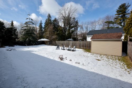 Cour - 693 Rue Victoria, Baie-D'Urfé, QC - Outdoor