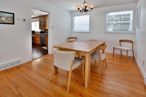 Salle à manger - 693 Rue Victoria, Baie-D'Urfé, QC - Indoor Photo Showing Dining Room