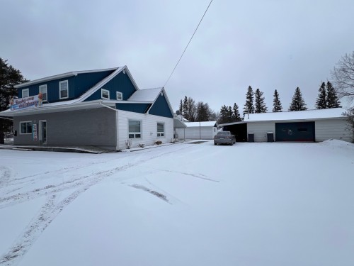 Front of Structure - 27 Ch. Ontario, Notre-Dame-Du-Nord, QC - Outdoor