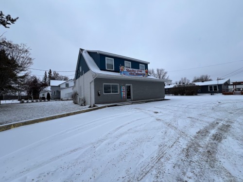 Front of Structure - 27 Ch. Ontario, Notre-Dame-Du-Nord, QC - Outdoor