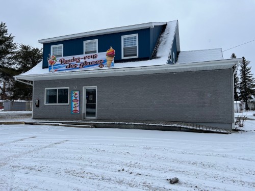Front of Structure - 27 Ch. Ontario, Notre-Dame-Du-Nord, QC - Outdoor