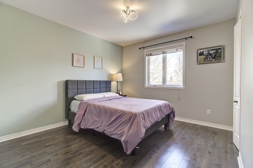 Bedroom - 8 Rue De La Seine, Candiac, QC - Indoor Photo Showing Bedroom