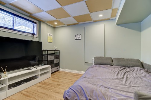 Bedroom - 8 Rue De La Seine, Candiac, QC - Indoor Photo Showing Bedroom