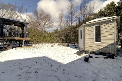 Courtyard - 8 Rue De La Seine, Candiac, QC - Outdoor