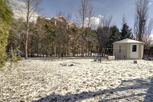 Courtyard - 8 Rue De La Seine, Candiac, QC - Outdoor