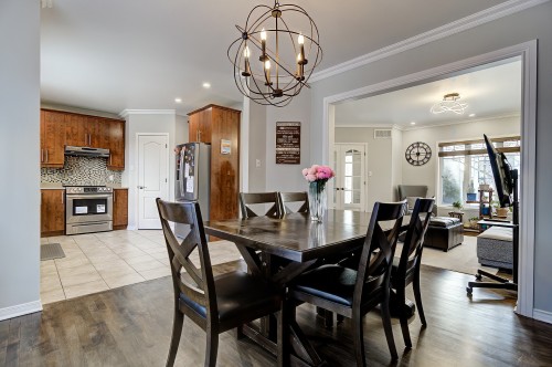 Dining Room - 8 Rue De La Seine, Candiac, QC - Indoor Photo Showing Dining Room