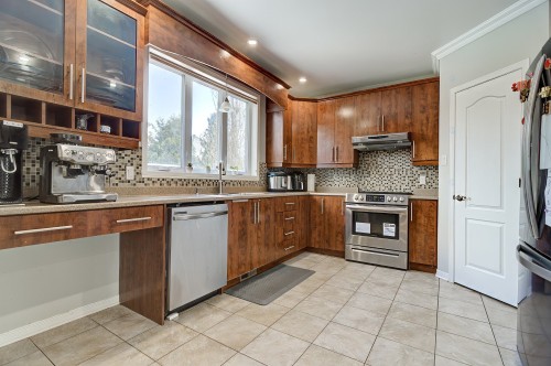 Kitchen - 8 Rue De La Seine, Candiac, QC - Indoor Photo Showing Kitchen