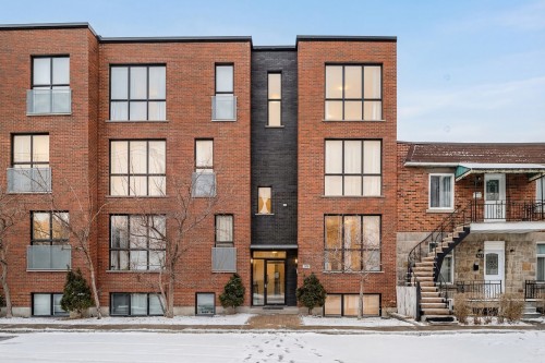 202-551 Rue Chabanel E.  Montréal (Ahuntsic-Cartierville), QC H2M 1C4