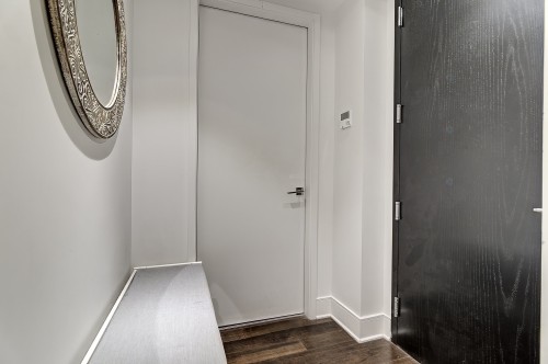 Mud Room - 2009-1188 Av. Union, Montréal (Ville-Marie), QC - Indoor Photo Showing Other Room