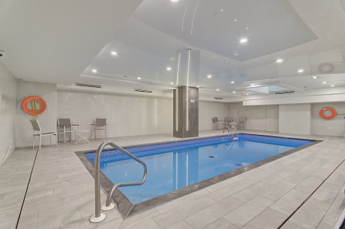 Pool - 2009-1188 Av. Union, Montréal (Ville-Marie), QC - Indoor Photo Showing Other Room With In Ground Pool