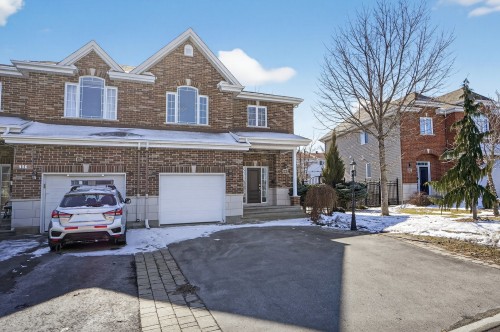 302 Rue de la Montagne  L'Île-Perrot, QC J7V 0L6