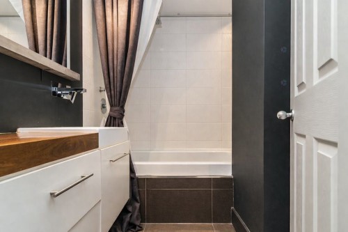 Salle de bains - 15B-1509 Rue Sherbrooke O., Montréal (Ville-Marie), QC - Indoor Photo Showing Bathroom
