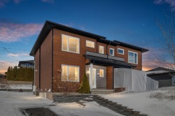 1100 Rue des Élans  Québec (La Haute-Saint-Charles), QC G3K 0R7