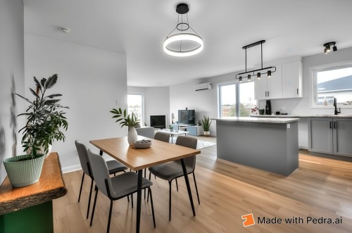 304-2420 Rue Henriette-Céré  Longueuil (Saint-Hubert), QC J3Y 9B6