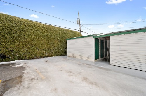 Stationnement - 1206 Av. Du Parc, Saint-Jérôme, QC - Outdoor