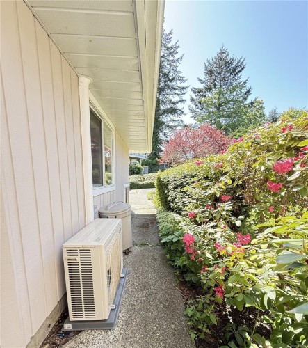 3-130 Corbett Rd, Salt Spring, BC 