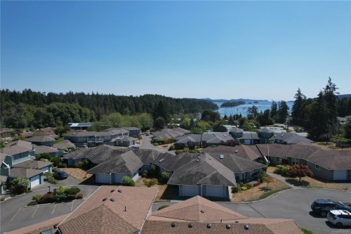 #3-130 Corbett Rd, Salt Spring, BC 
