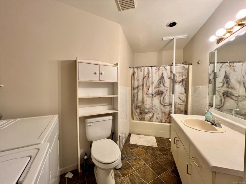 3-130 Corbett Rd, Salt Spring, BC 