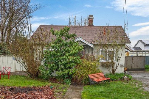 621 Coronation Ave, Duncan, BC 